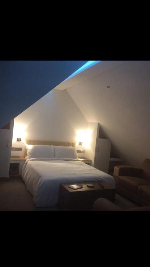 Storm Cottage B&B Hugh Town 外观 照片